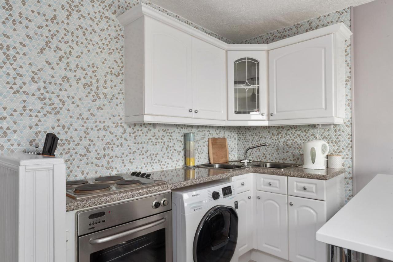 Freshwater Bay - Sea View Apartment Hodgeston エクステリア 写真